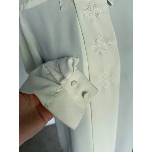 Vintage Leslie Fay Embroidered shirt Blouse off white Career Long‎ Sleeve Top - Picture 3 of 11
